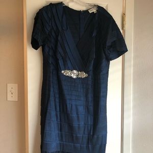 Royal Blue Mermaid-style Formal Gown
